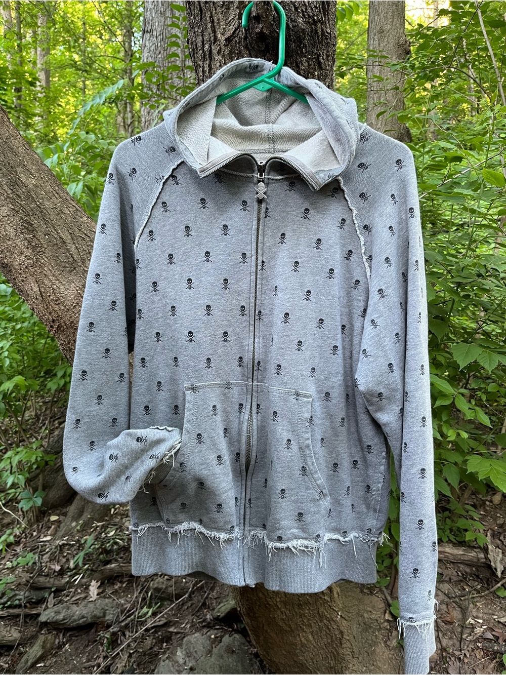 Vintage 2000’s Circa Footwear Skulls Zip Up Hoodie Men's L All Over Print Y2K